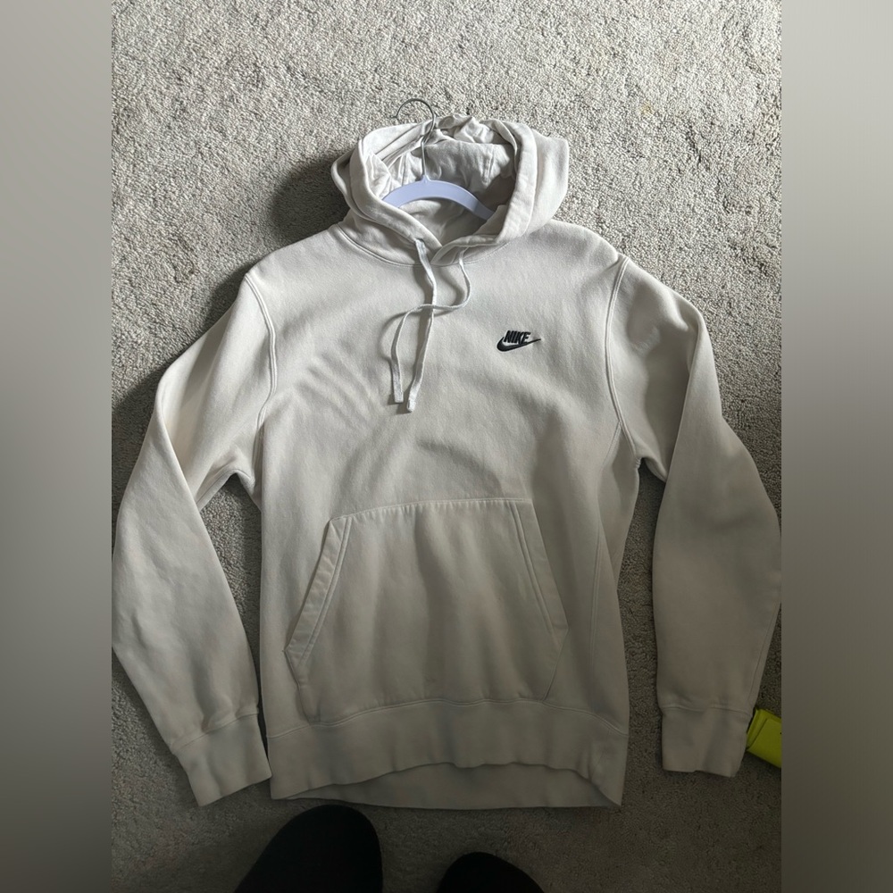 nike hoodie